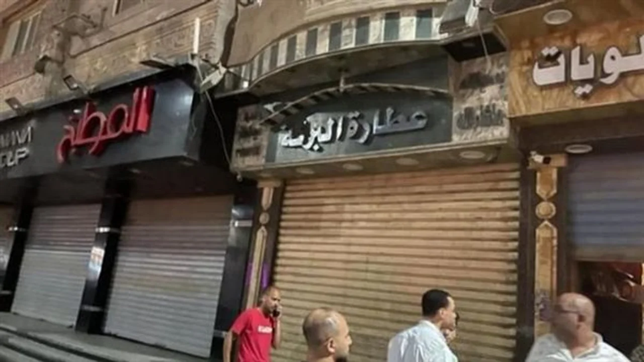 تعديلات مرتقبة.. نهاية الإجراءات الاستثنائية لساعات عمل المحلات التجارية في مصر